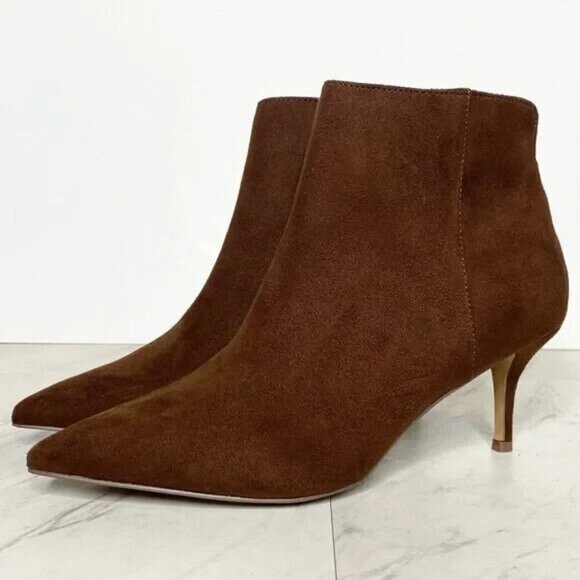 CHARLES by Charles David BNWOT  "Accurate" booties sz 7.5 side zip with heel - Picture 1 of 8